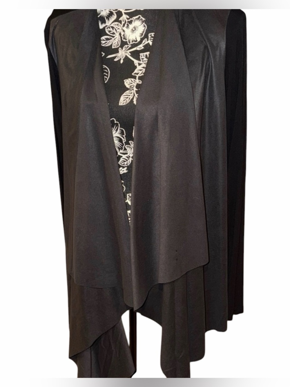 Jane & Delancey size large black open water fall front faux suede front jacket